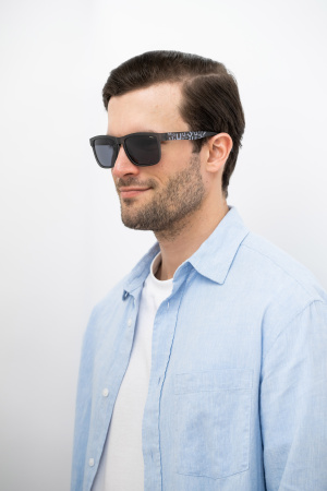 SALE Солнцезащитные очки INVU IB22457C с чехлом 20201