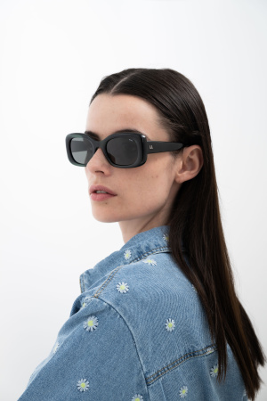 Солнцезащитные очки INVU IB22547C