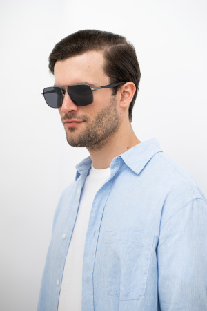 SALE Солнцезащитные очки INVU IB12406B с чехлом 20201