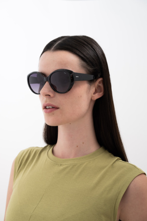 Солнцезащитные очки INVU IB22543B