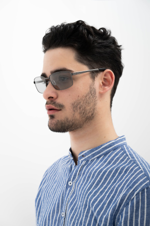 Солнцезащитные очки INVU B1607H с чехлом 20201