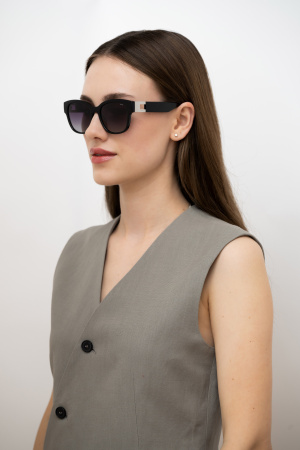 SALE Солнцезащитные очки INVU IB22414A