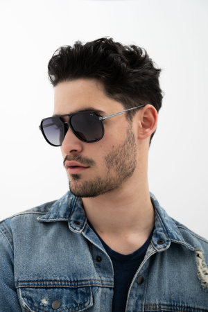 SALE Солнцезащитные очки INVU IB12405A с чехлом 20201