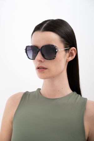 Солнцезащитные очки INVU IB22542C