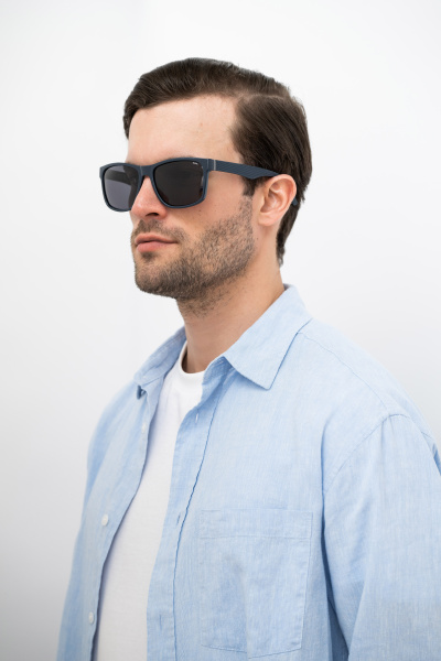 Солнцезащитные очки INVU IB22423B