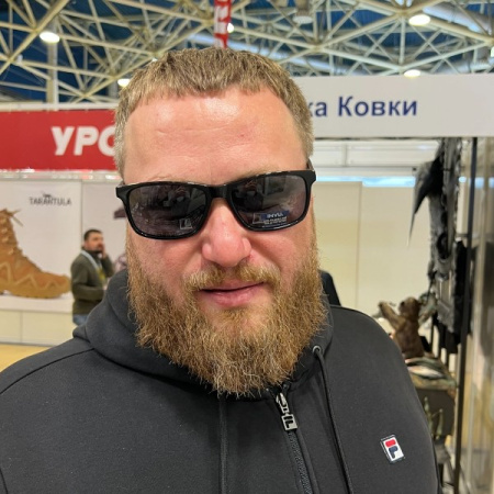 Очки INVU Y2825A