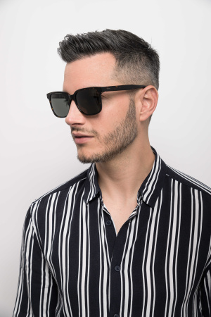 Солнцезащитные очки INVU P2303B