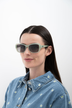 Солнцезащитные очки INVU IB22559B