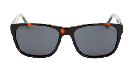 Солнцезащитные очки INVU IP22608B с чехлом 20201