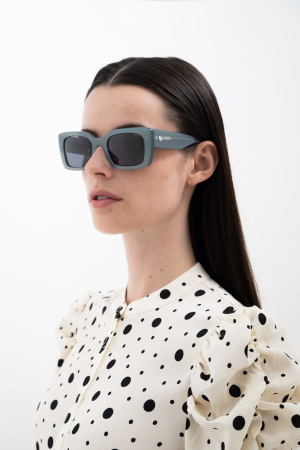 Солнцезащитные очки INVU IP22507B