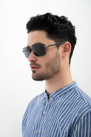 SALE Солнцезащитные очки INVU B1007E с чехлом 20201