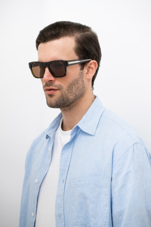 SALE Солнцезащитные очки INVU IB22440B с чехлом 20201