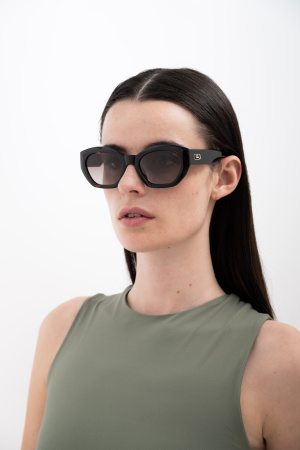 Солнцезащитные очки INVU IB22552C