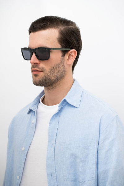 Солнцезащитные очки INVU IB22463B