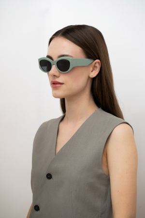 Солнцезащитные очки INVU IB22435B