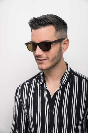 Солнцезащитные очки INVU P2301B