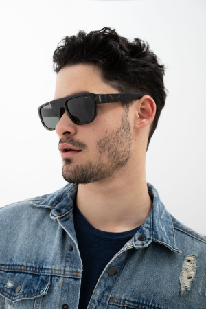 Солнцезащитные очки INVU IB22564B