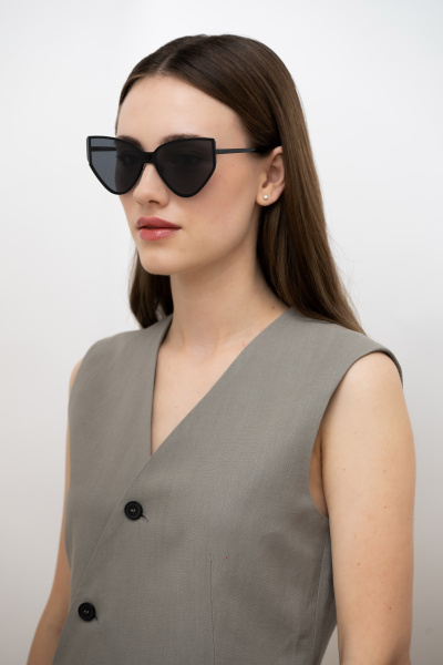 Солнцезащитные очки INVU IB12410C Солнцезащитные очки INVU IB12410C